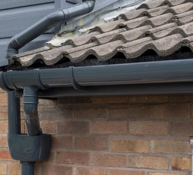 Clean gutter