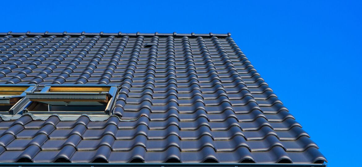 The Ultimate Guide to Choosing Roofing Contractors This Summer
